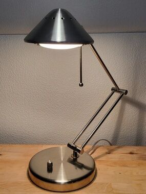 Vintage 90s UFO Space Age Saucer chrome Metal Table Desk Lamp adjustable mcm